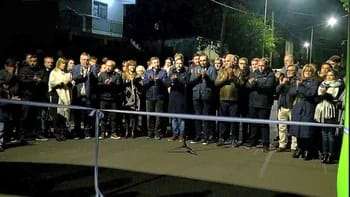 El gobernador Valdés, inauguró 25 cuadras de pavimento en Ituzaingó,